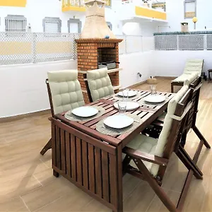 De Com Terraço, Barbecue, A/c E Wifi Altura